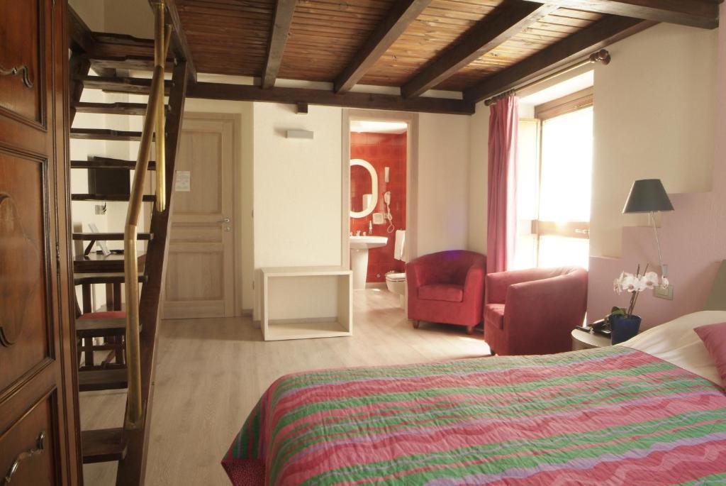 Chambres D'Hotes Nuits De Reve Roisan Rom bilde