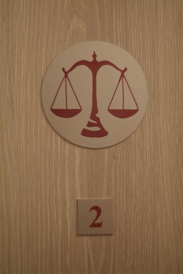 Chambres D'Hotes Nuits De Reve Roisan Rom bilde